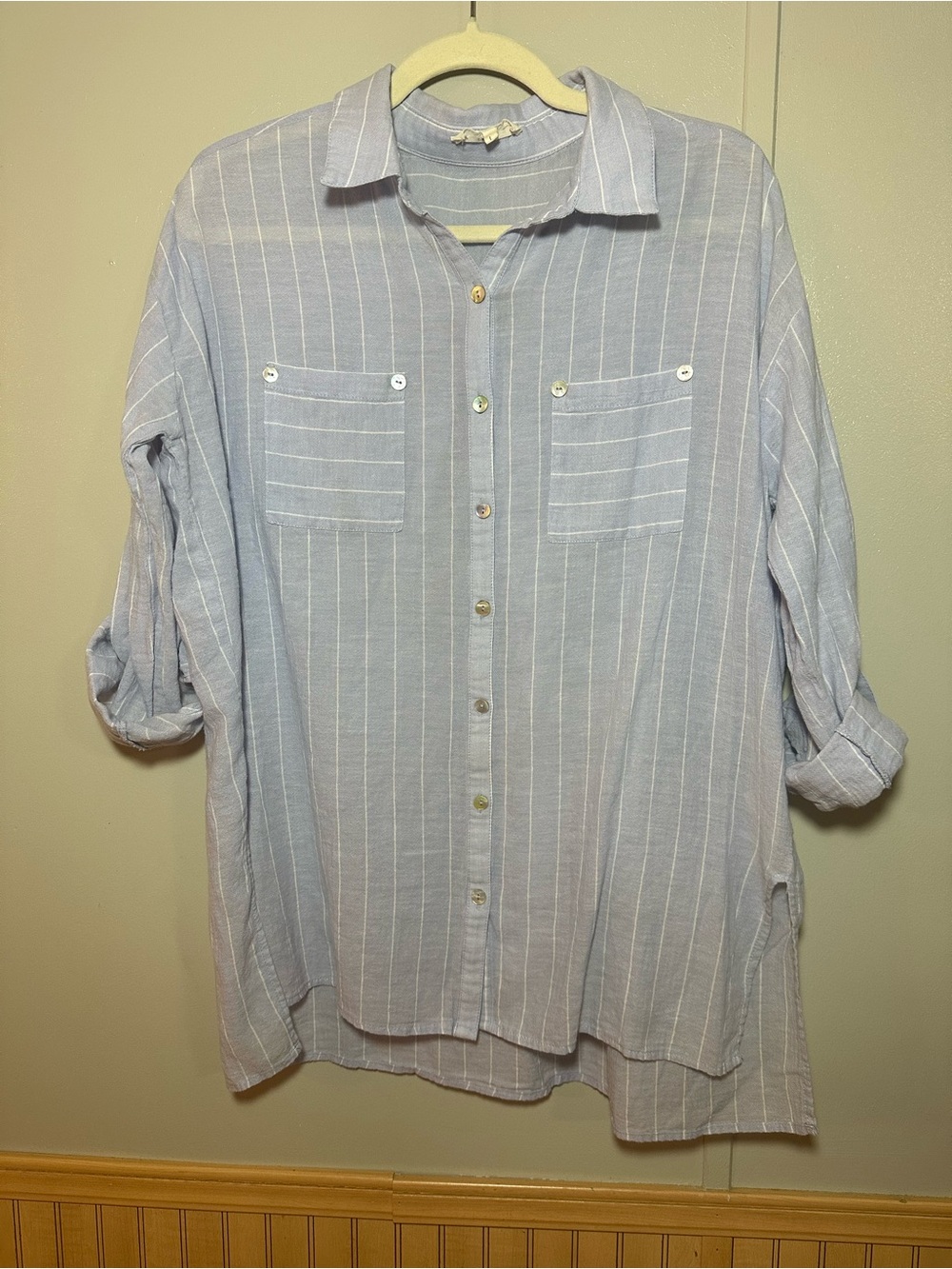 Entro Classic Light Blue Cotton Stripe Button-Up Shirt Preppy Coastal Heritage